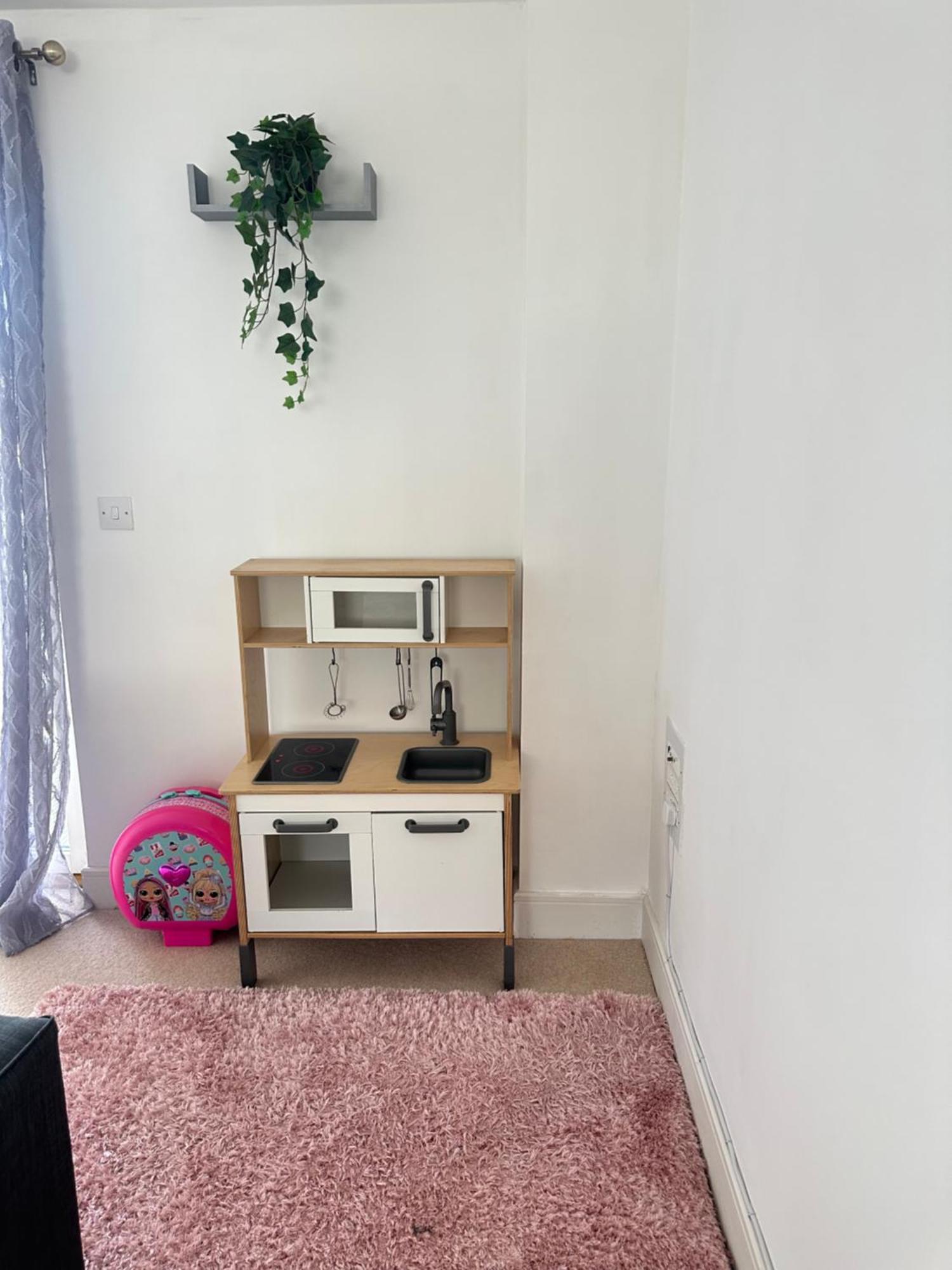 Water Front Apt Walk To The Beach & City Centre Суонзи Екстериор снимка